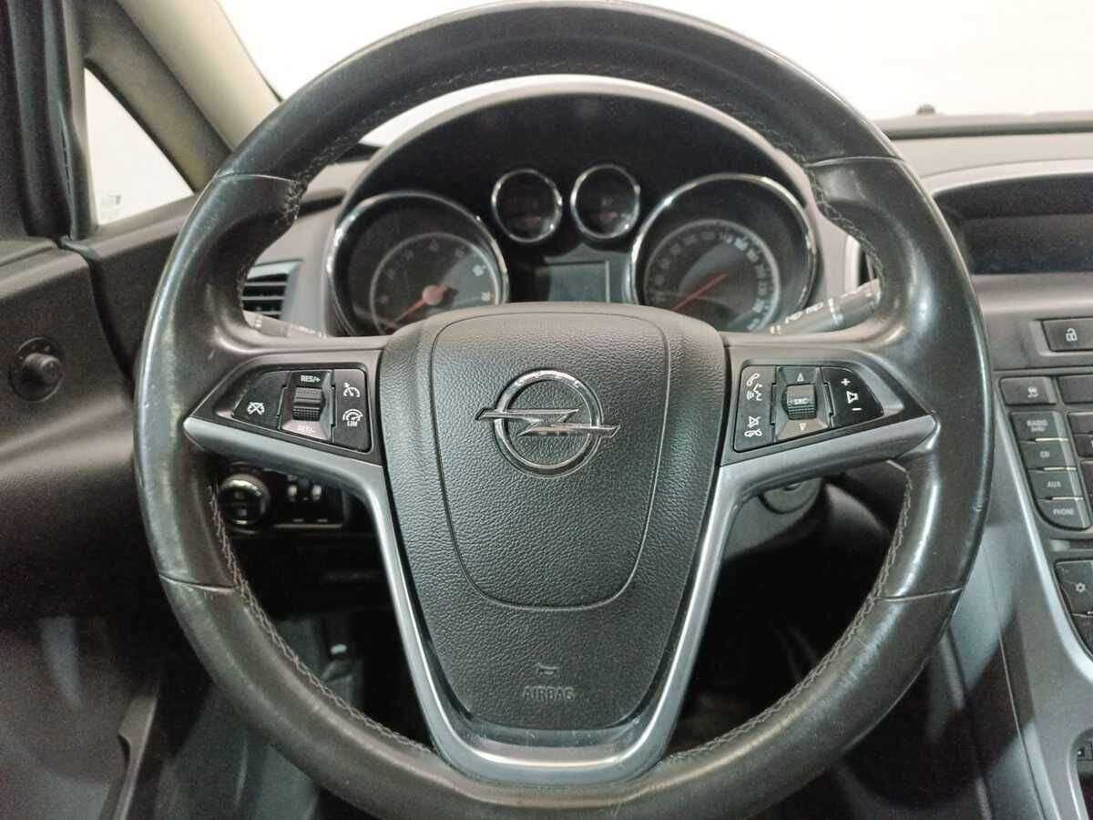 Opel Astra 2013 года с пробегом. Фото: #11