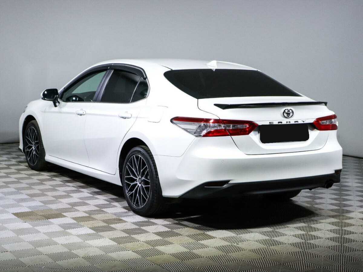 Toyota Camry 2020 года с пробегом. Фото: #5