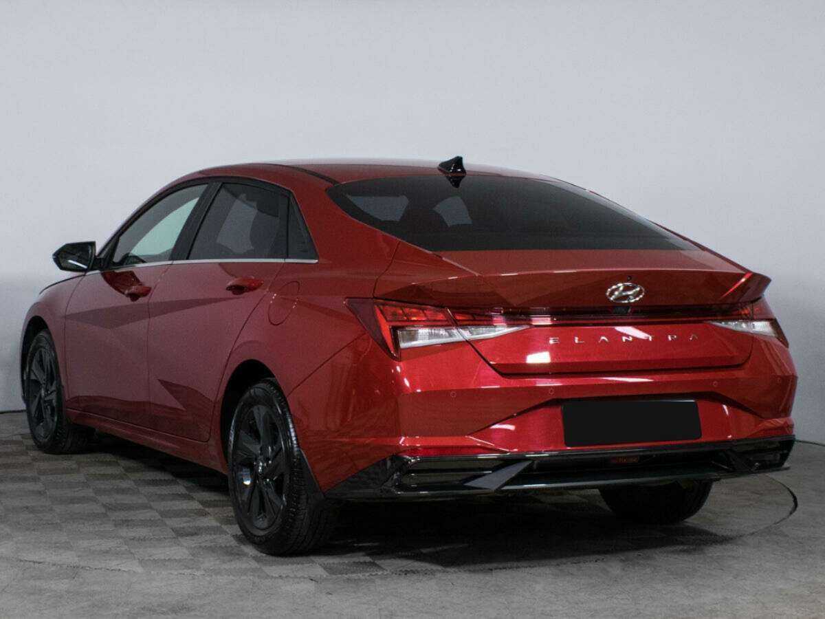 Hyundai Elantra 2021 года с пробегом. Фото: #6