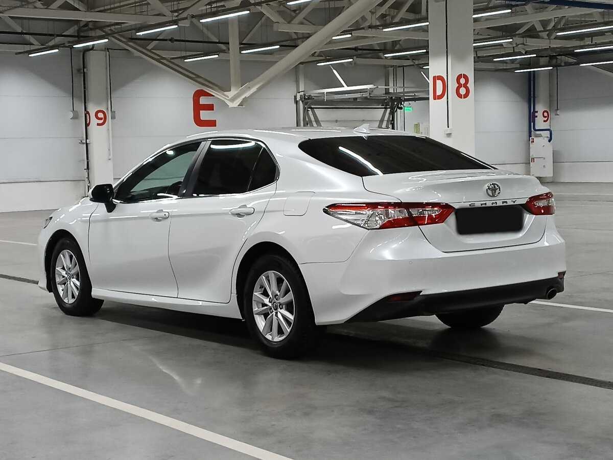 Toyota Camry 2019 года с пробегом. Фото: #6