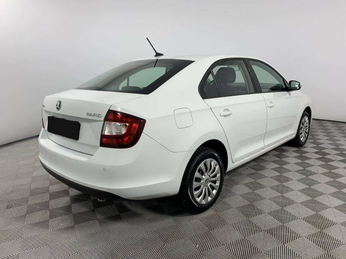 Skoda Rapid 2019 года с пробегом. Фото: #4
