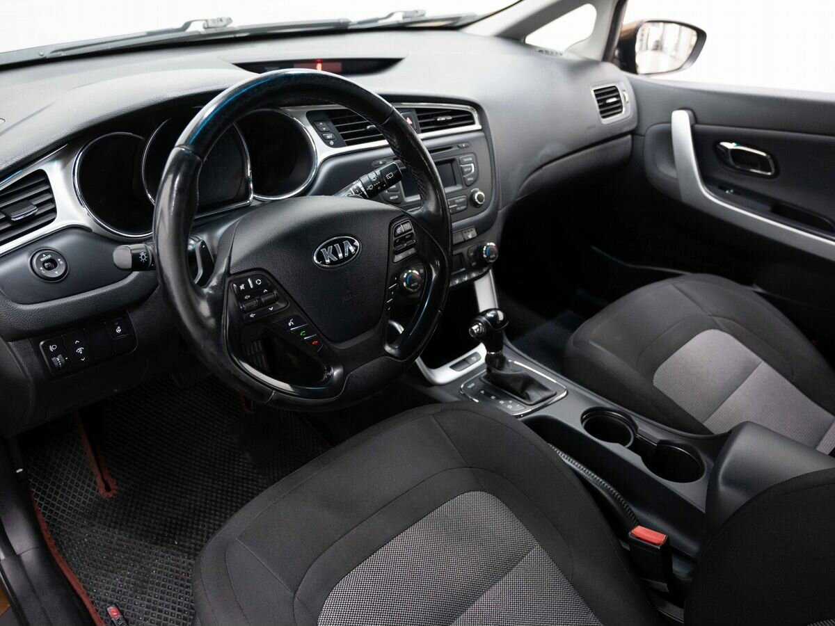 Kia Ceed 2017 года с пробегом. Фото: #6