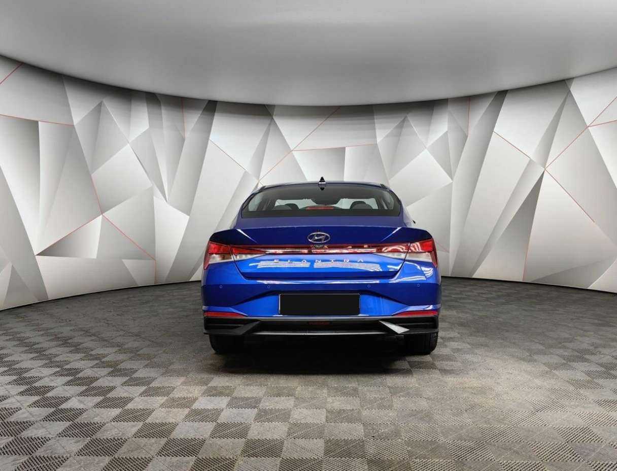 Hyundai Elantra 2022 года с пробегом. Фото: #7