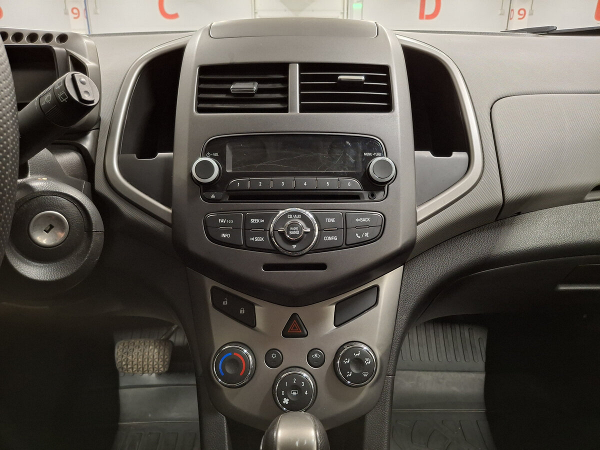 Chevrolet Aveo 2015 года с пробегом. Фото: #13