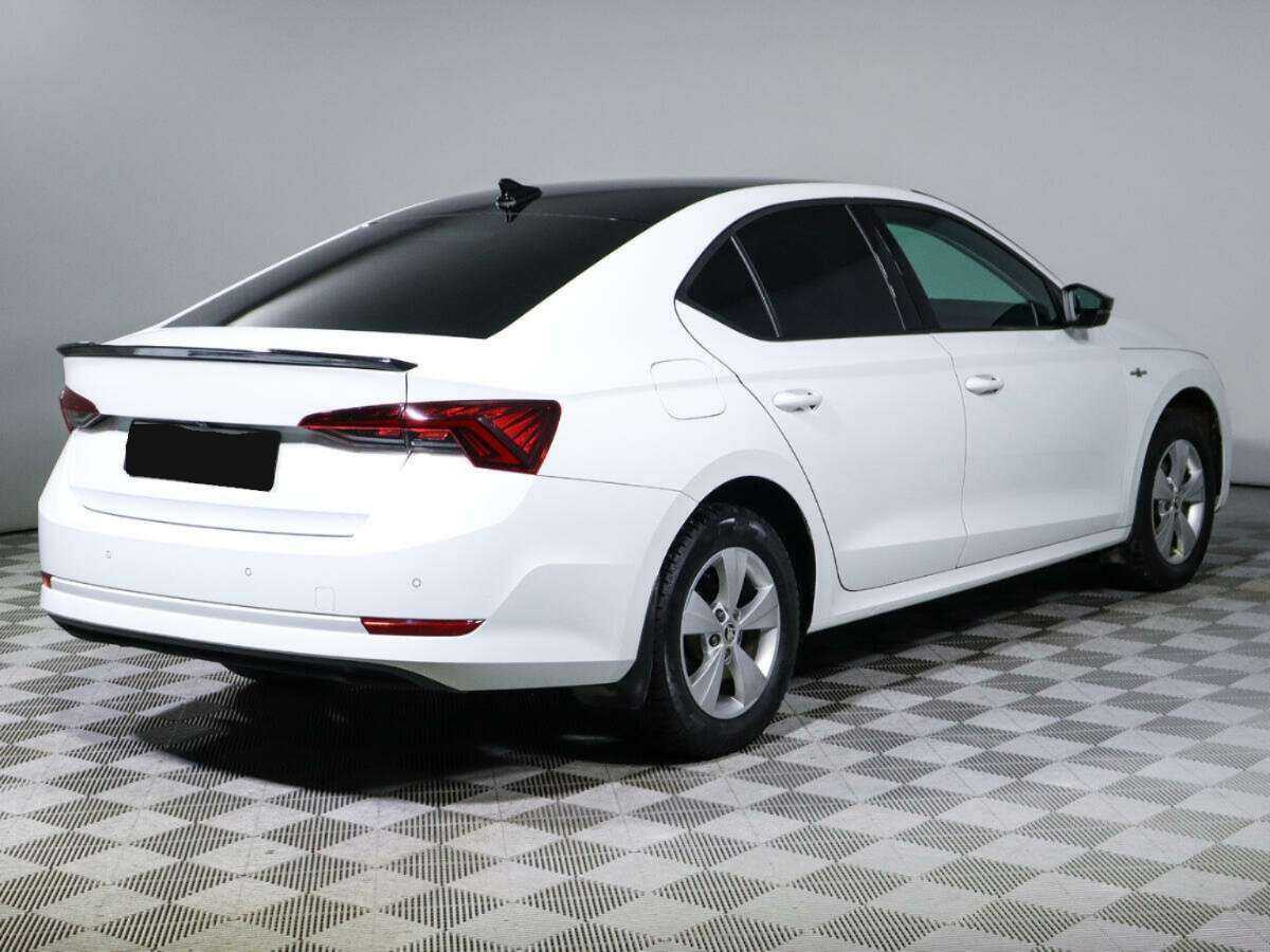 Skoda Octavia 2021 года с пробегом. Фото: #4