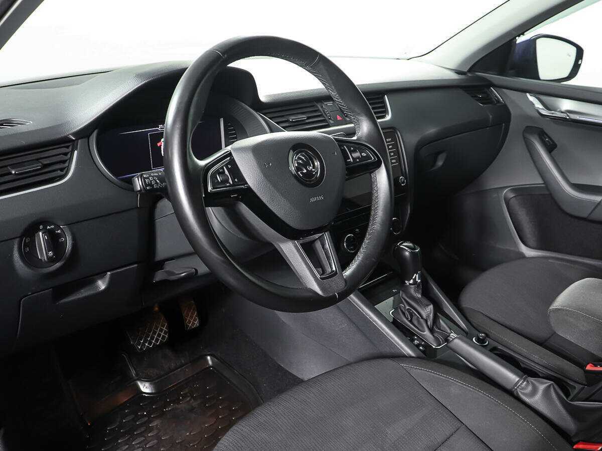 Skoda Octavia 2018 года с пробегом. Фото: #12