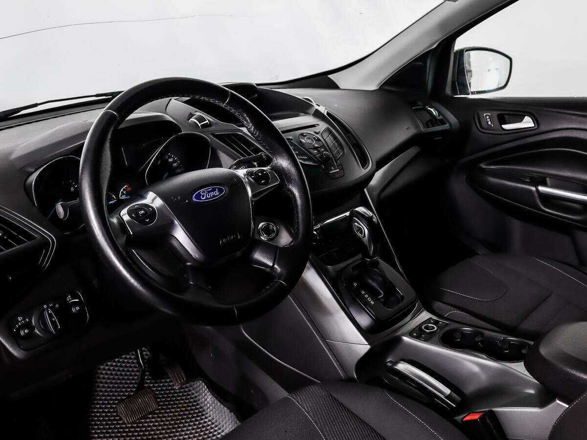 Ford Kuga 2014 года с пробегом. Фото: #6
