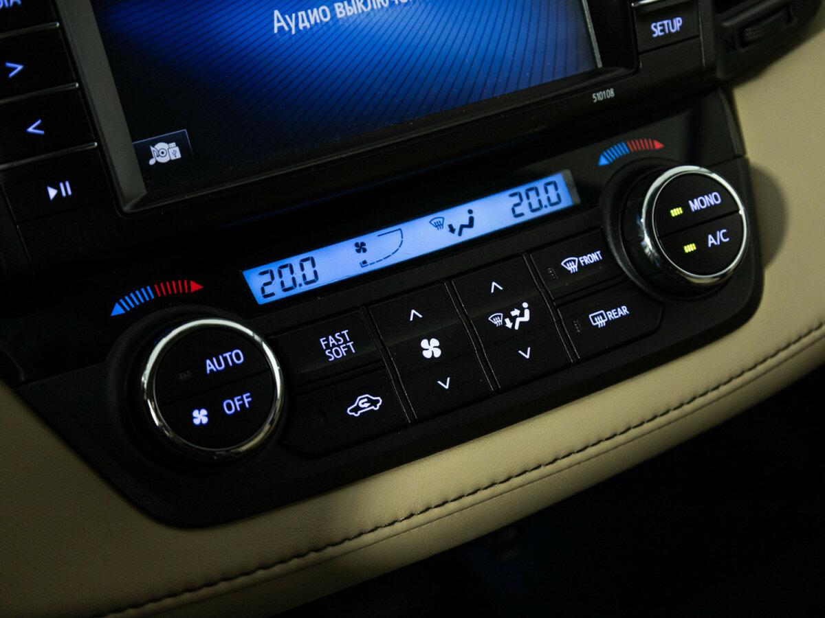 Toyota RAV4 2017 года с пробегом. Фото: #14