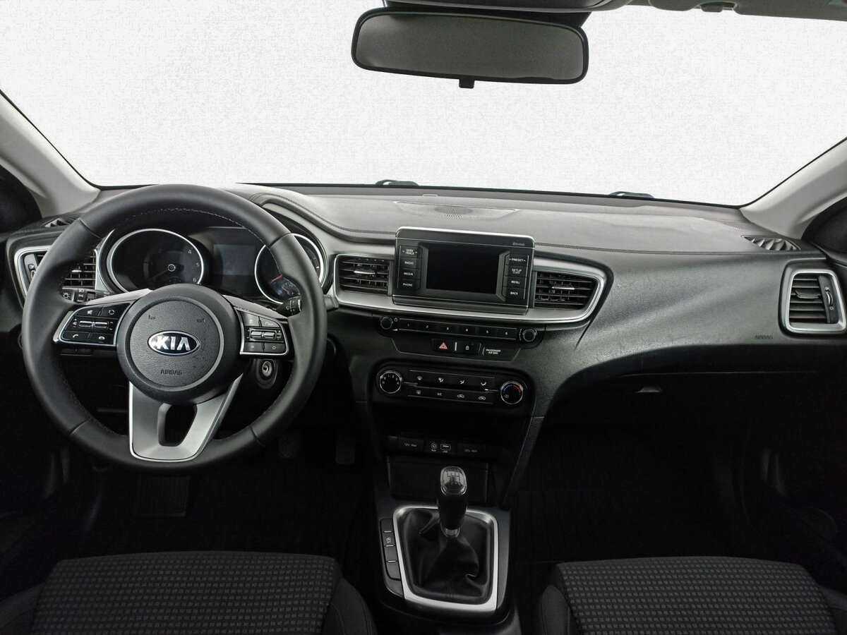 Kia Ceed 2019 года с пробегом. Фото: #11
