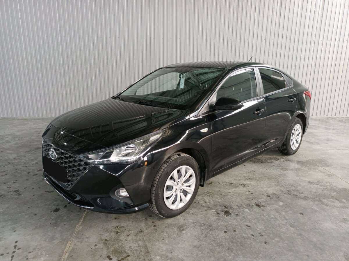 Hyundai Solaris 2020 года с пробегом. Посмотреть фото