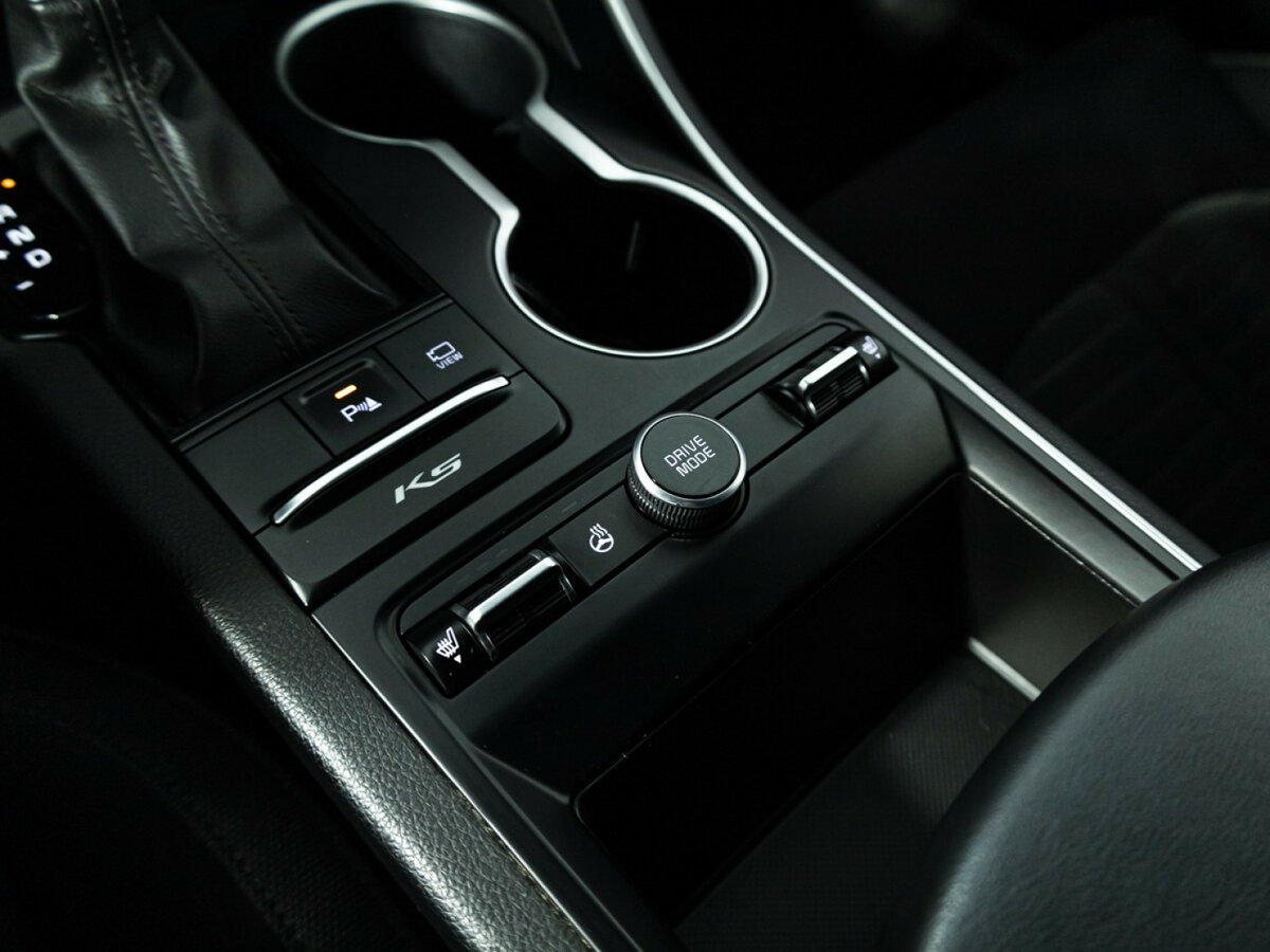 Kia K5 2020 года с пробегом. Фото: #17