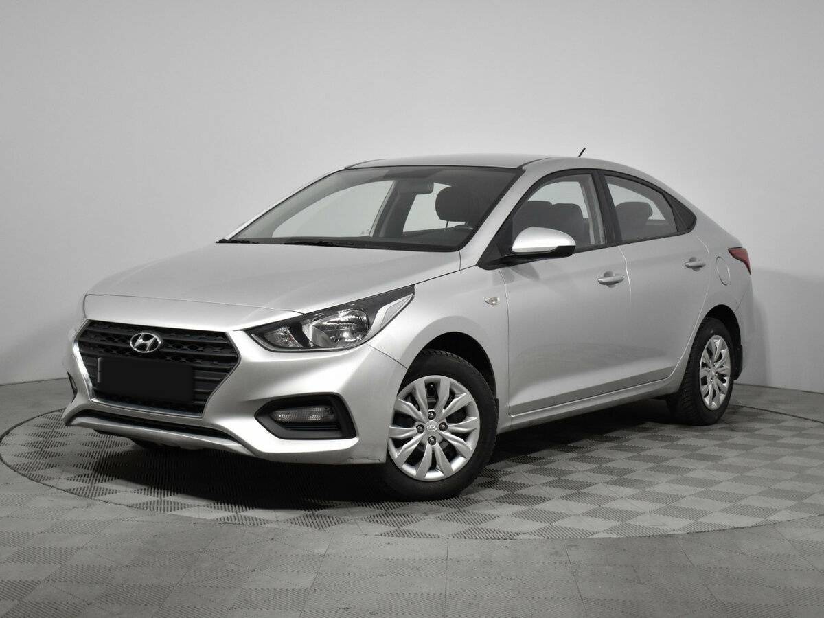 Hyundai Solaris 2017 года с пробегом. Посмотреть фото