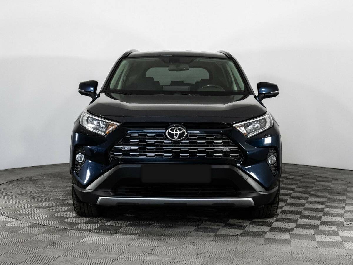 Toyota RAV4 2020 года с пробегом. Фото: #1