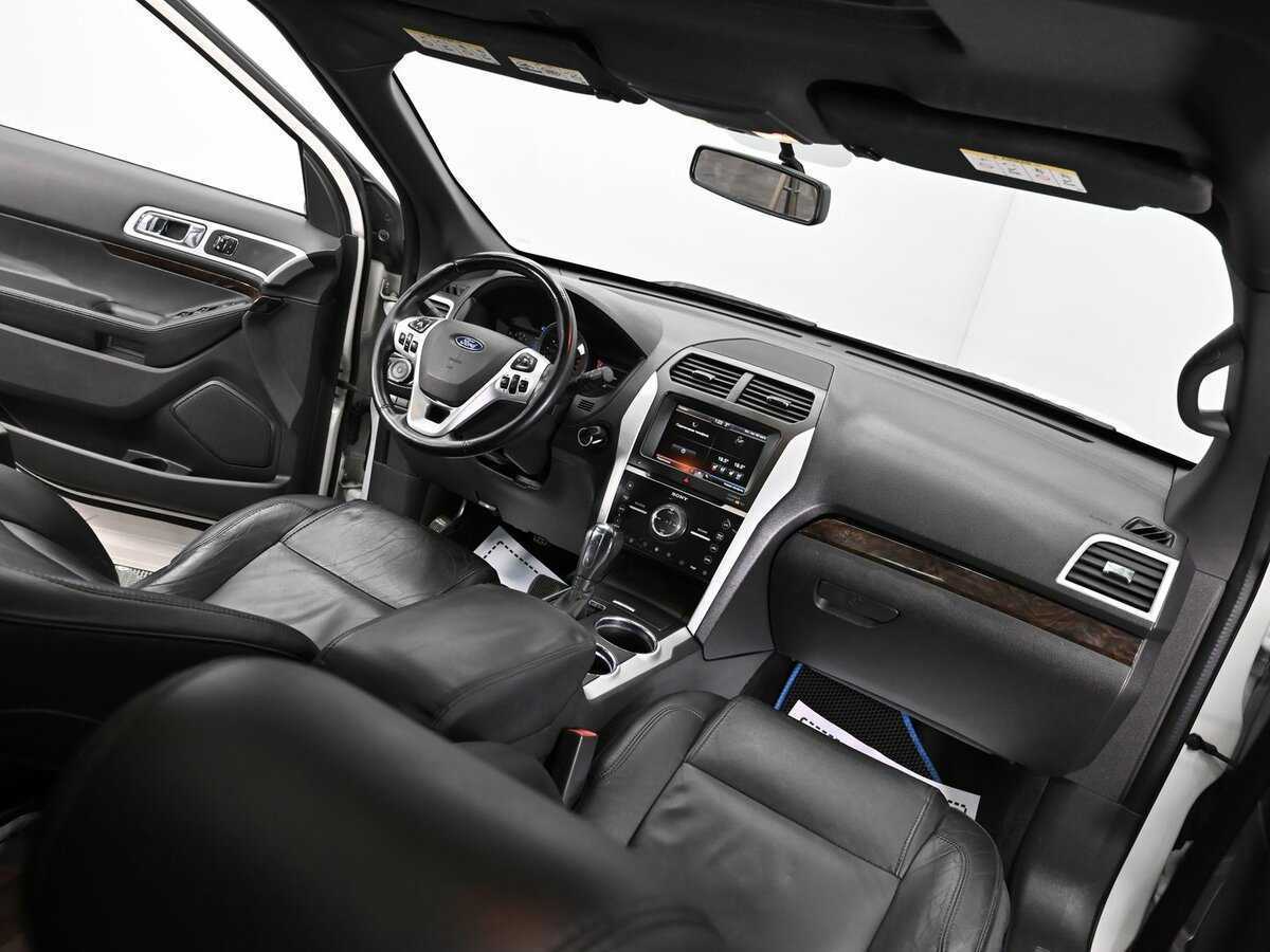 Ford Explorer 2012 года с пробегом. Фото: #11