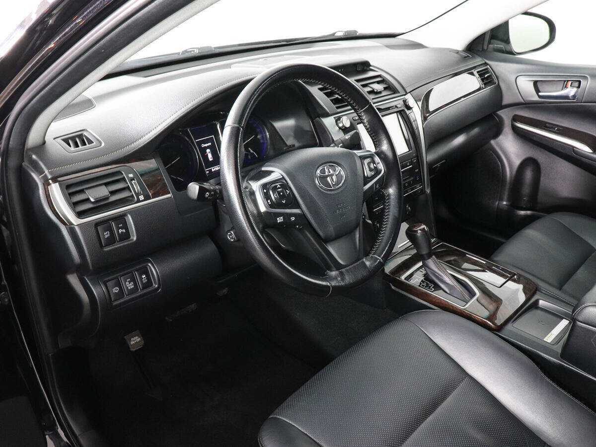 Toyota Camry 2016 года с пробегом. Фото: #8