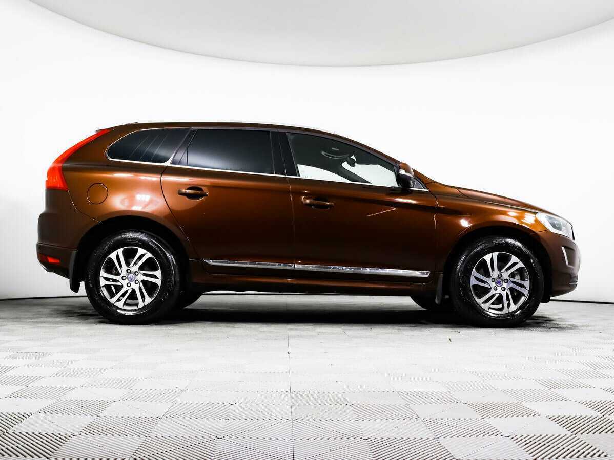 Volvo XC60 2014 года с пробегом. Фото: #3