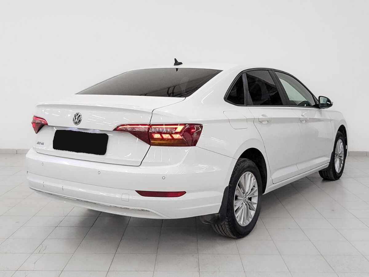 Volkswagen Jetta 2020 года с пробегом. Фото: #4