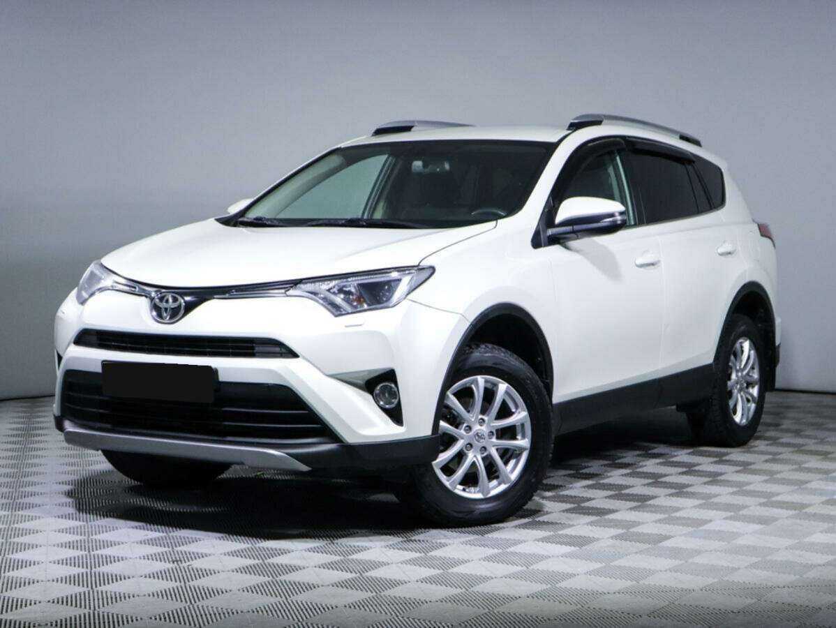 Toyota RAV4 2017 года с пробегом. Фото: #0
