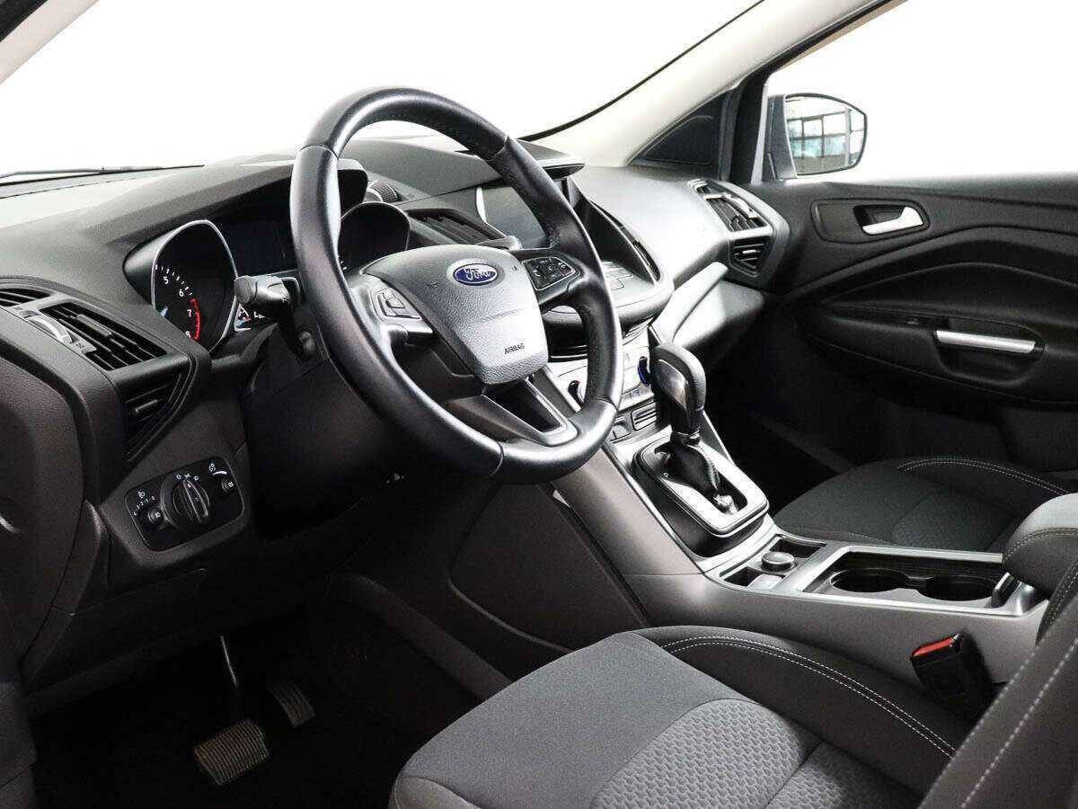 Ford Kuga 2018 года с пробегом. Фото: #7
