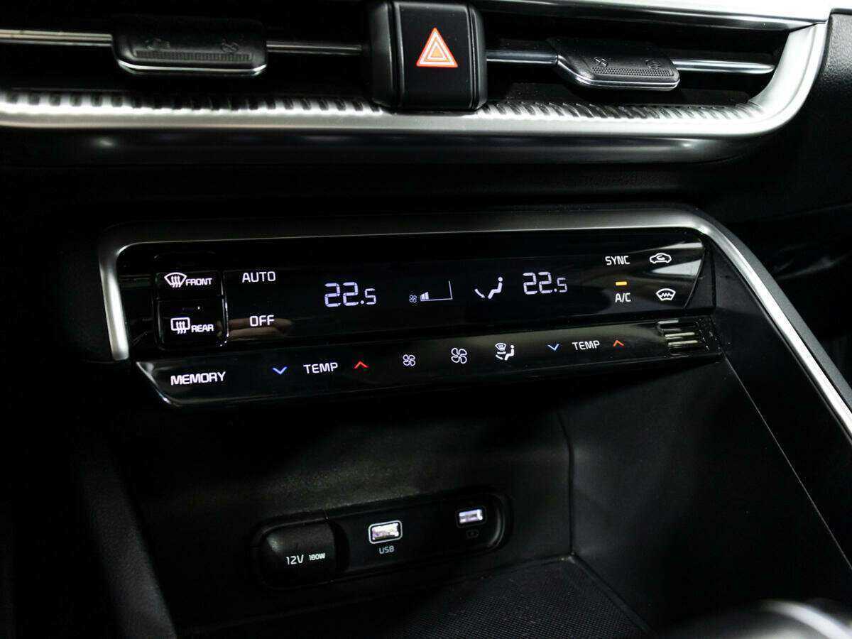 Kia K5 2022 года с пробегом. Фото: #17