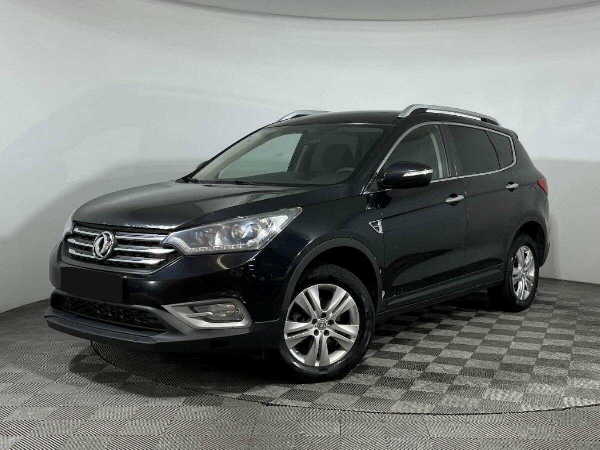 Dongfeng AX7 2017 года с пробегом. Посмотреть фото