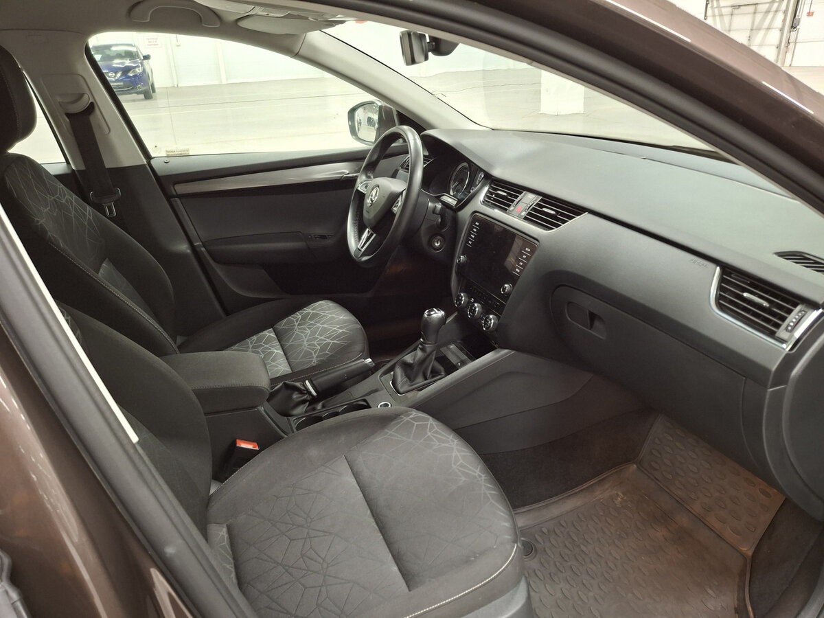 Skoda Octavia 2020 года с пробегом. Фото: #10