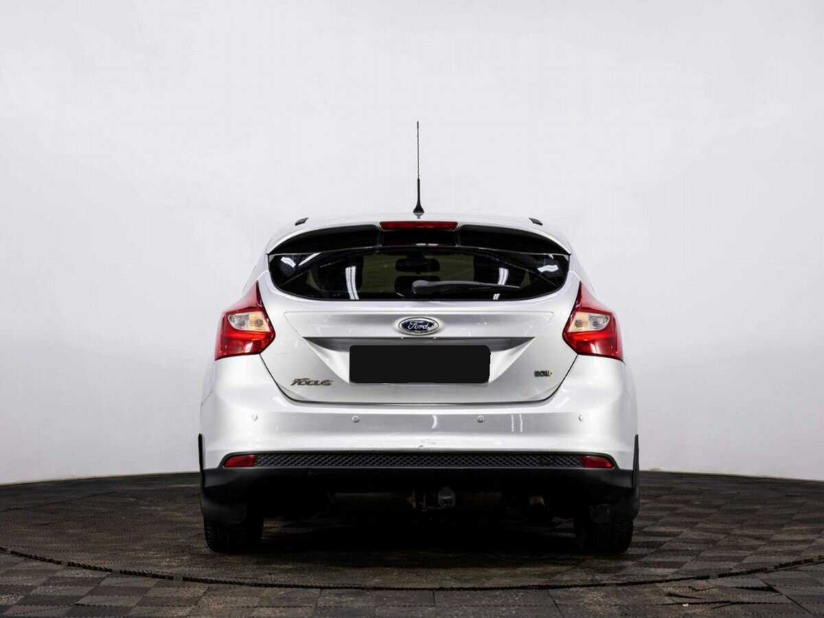 Ford Focus 2013 года с пробегом. Фото: #4