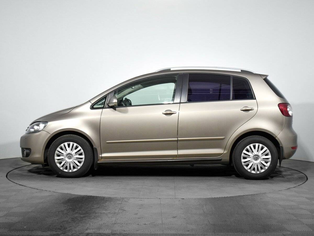 Volkswagen Golf Plus 2012 года с пробегом. Фото: #7