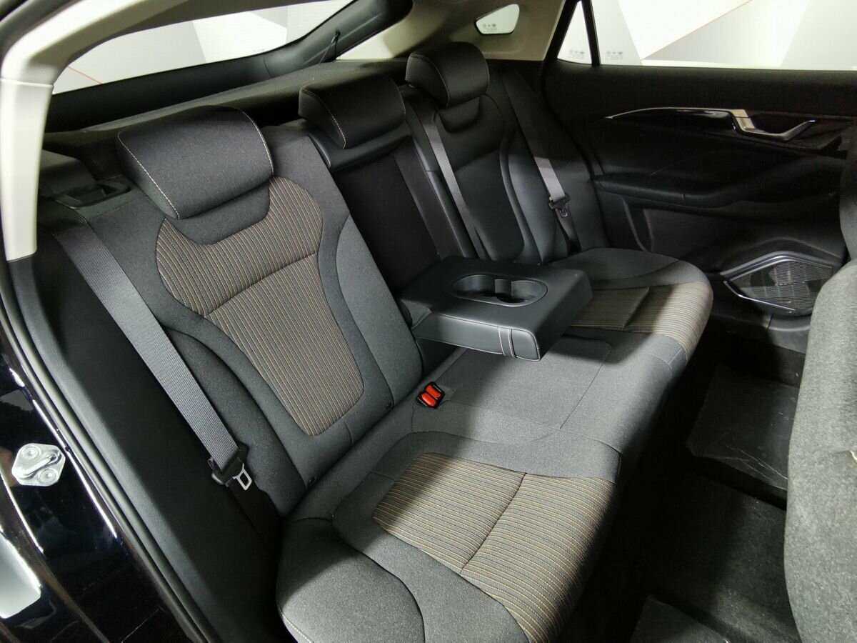 FAW Bestune B70 2023 года с пробегом. Фото: #12