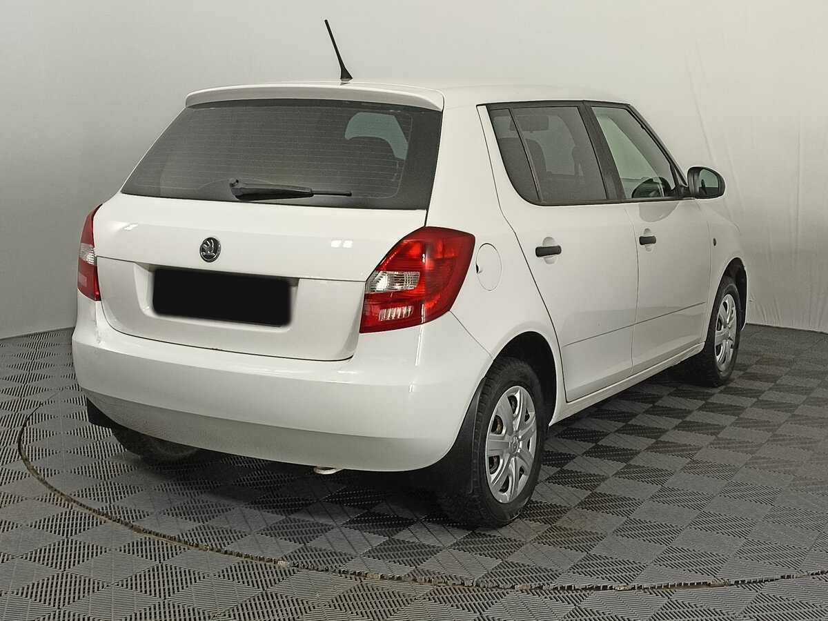 Skoda Fabia 2013 года с пробегом. Фото: #4