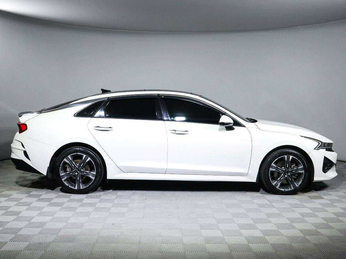 Kia K5 2020 года с пробегом. Фото: #3