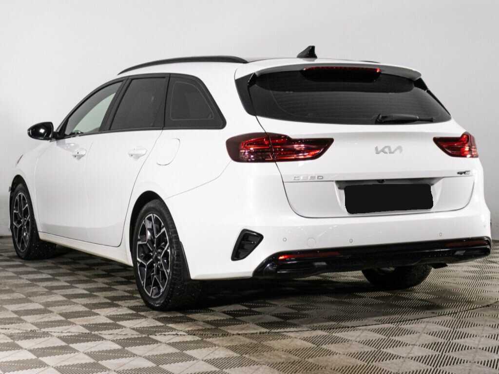 Kia Ceed 2021 года с пробегом. Фото: #5