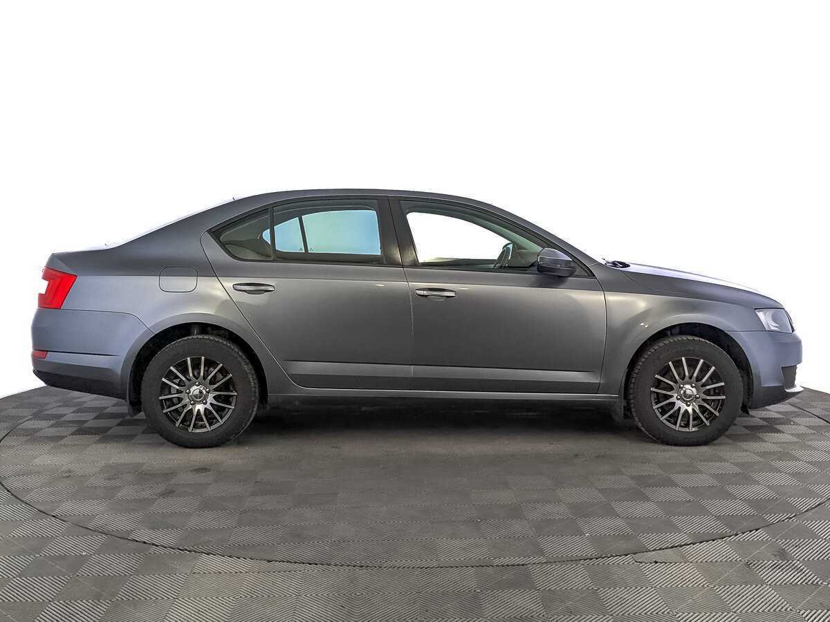 Skoda Octavia 2015 года с пробегом. Фото: #3