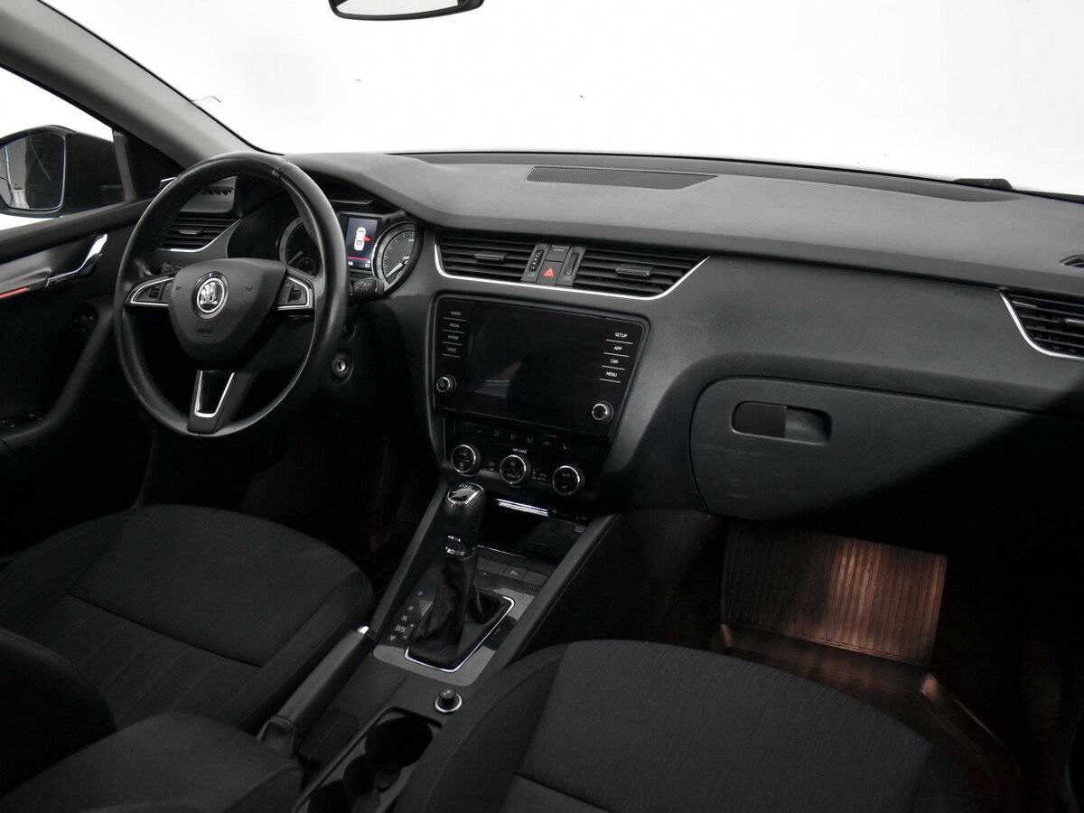 Skoda Octavia 2017 года с пробегом. Фото: #8
