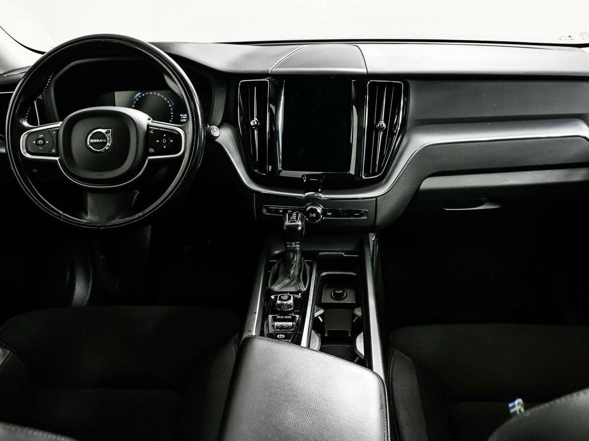 Volvo XC60 2018 года с пробегом. Фото: #10