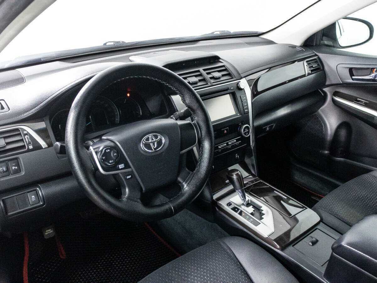 Toyota Camry 2014 года с пробегом. Фото: #10
