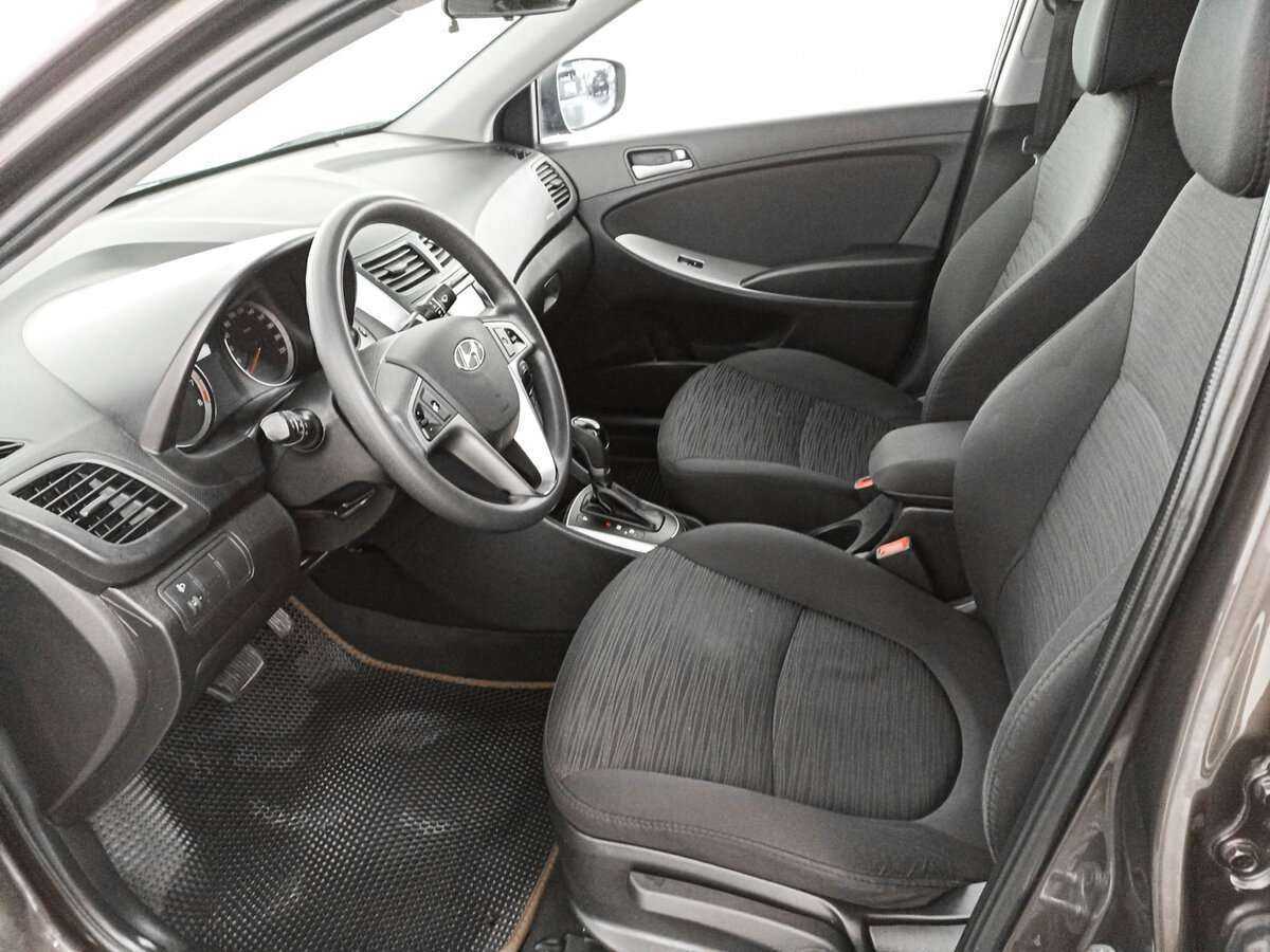 Hyundai Solaris 2015 года с пробегом. Фото: #15