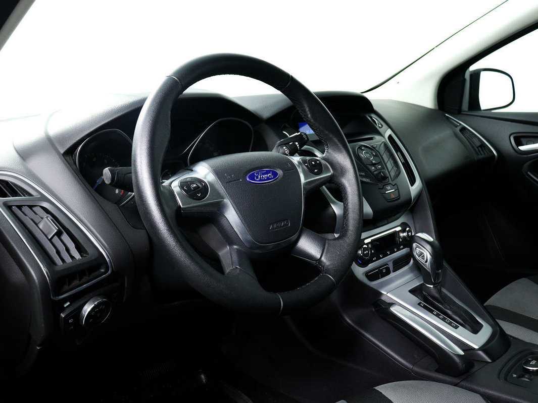 Ford Focus 2012 года с пробегом. Фото: #12