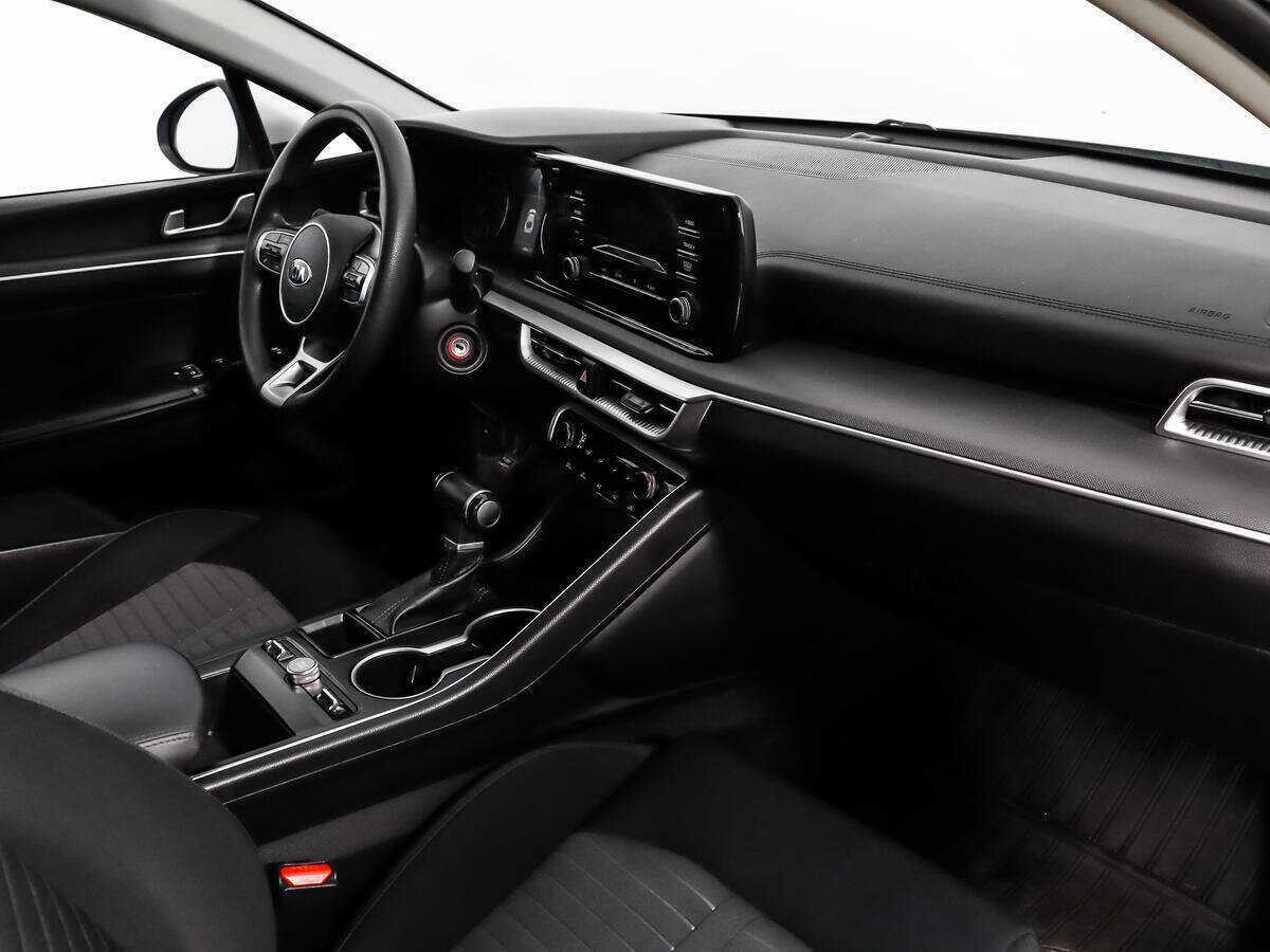 Kia K5 2021 года с пробегом. Фото: #11