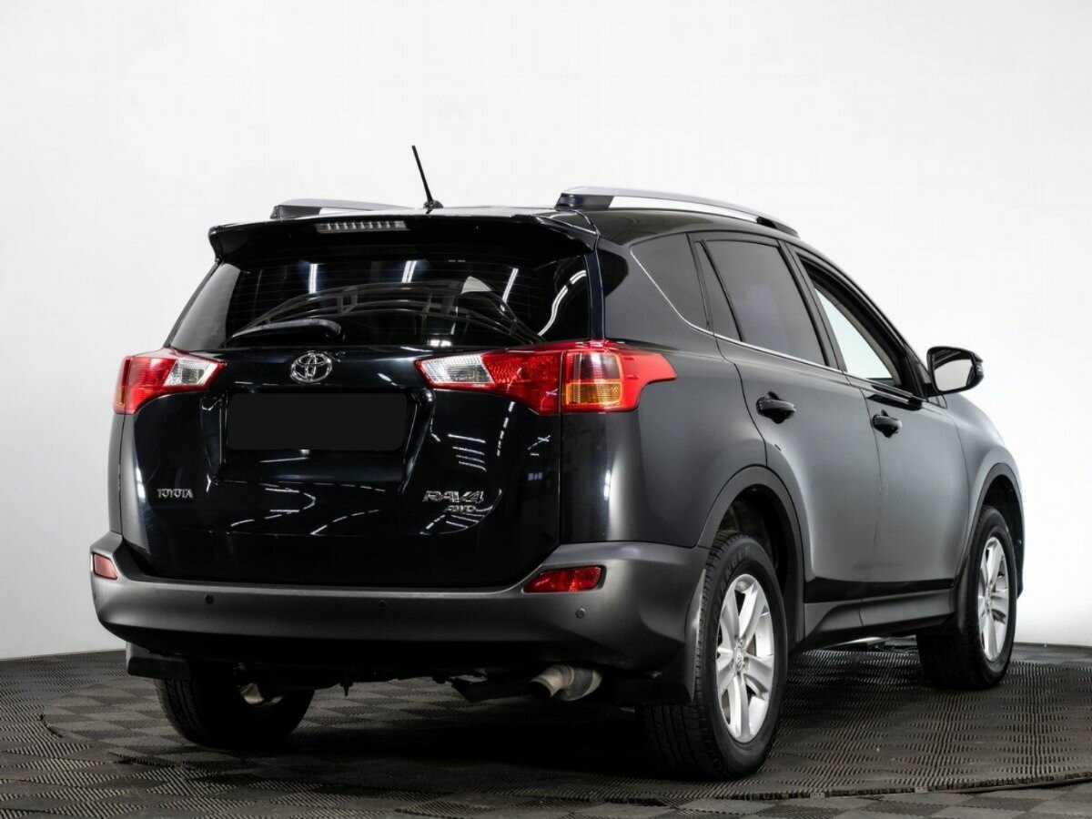 Toyota RAV4 2013 года с пробегом. Фото: #3