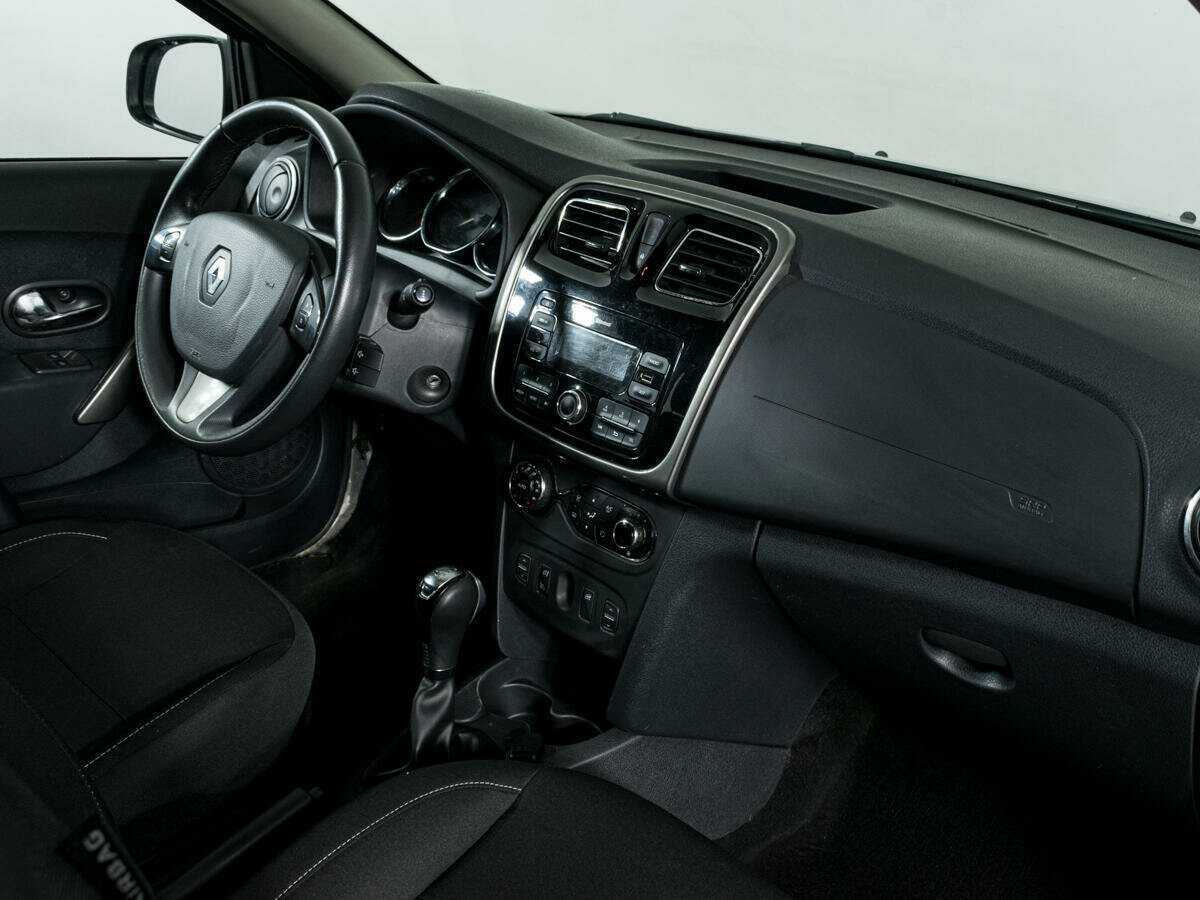 Renault Sandero 2017 года с пробегом. Фото: #8
