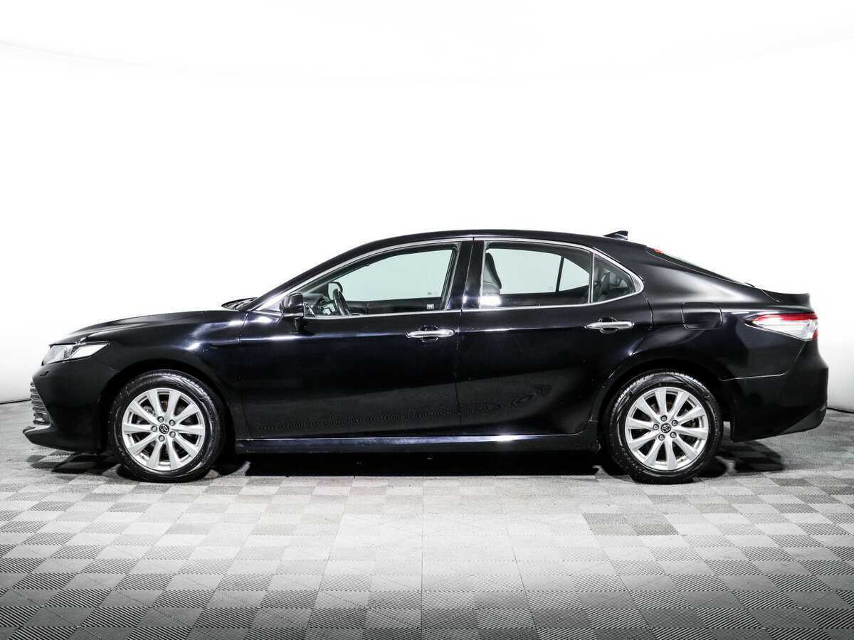 Toyota Camry 2019 года с пробегом. Фото: #7