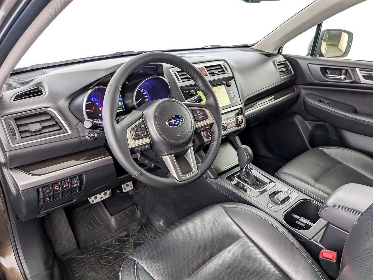 Subaru Outback 2017 года с пробегом. Фото: #11
