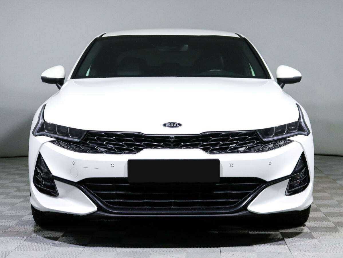 Kia K5 2021 года с пробегом. Фото: #1