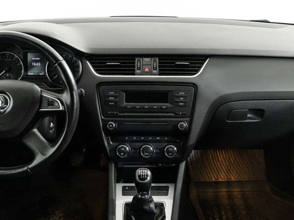Skoda Octavia 2013 года с пробегом. Фото: #13