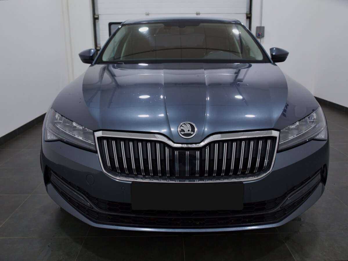 Skoda Superb 2021 года с пробегом. Фото: #1