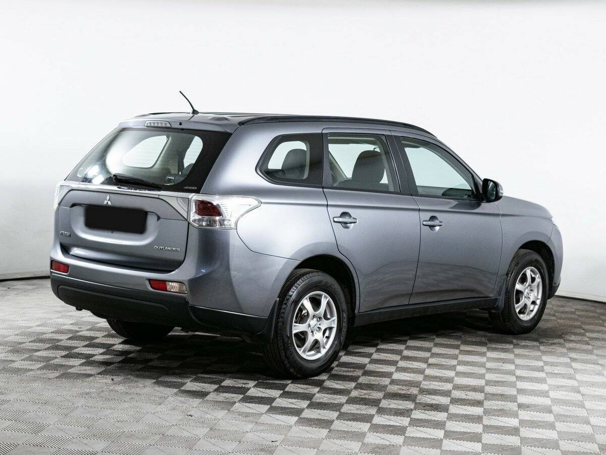 Mitsubishi Outlander 2012 года с пробегом. Фото: #3