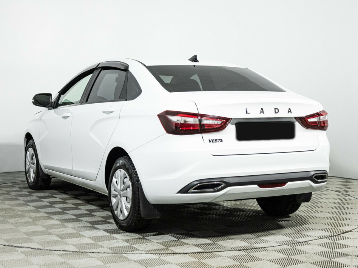 Lada (ВАЗ) Vesta 2023 года с пробегом. Фото: #6