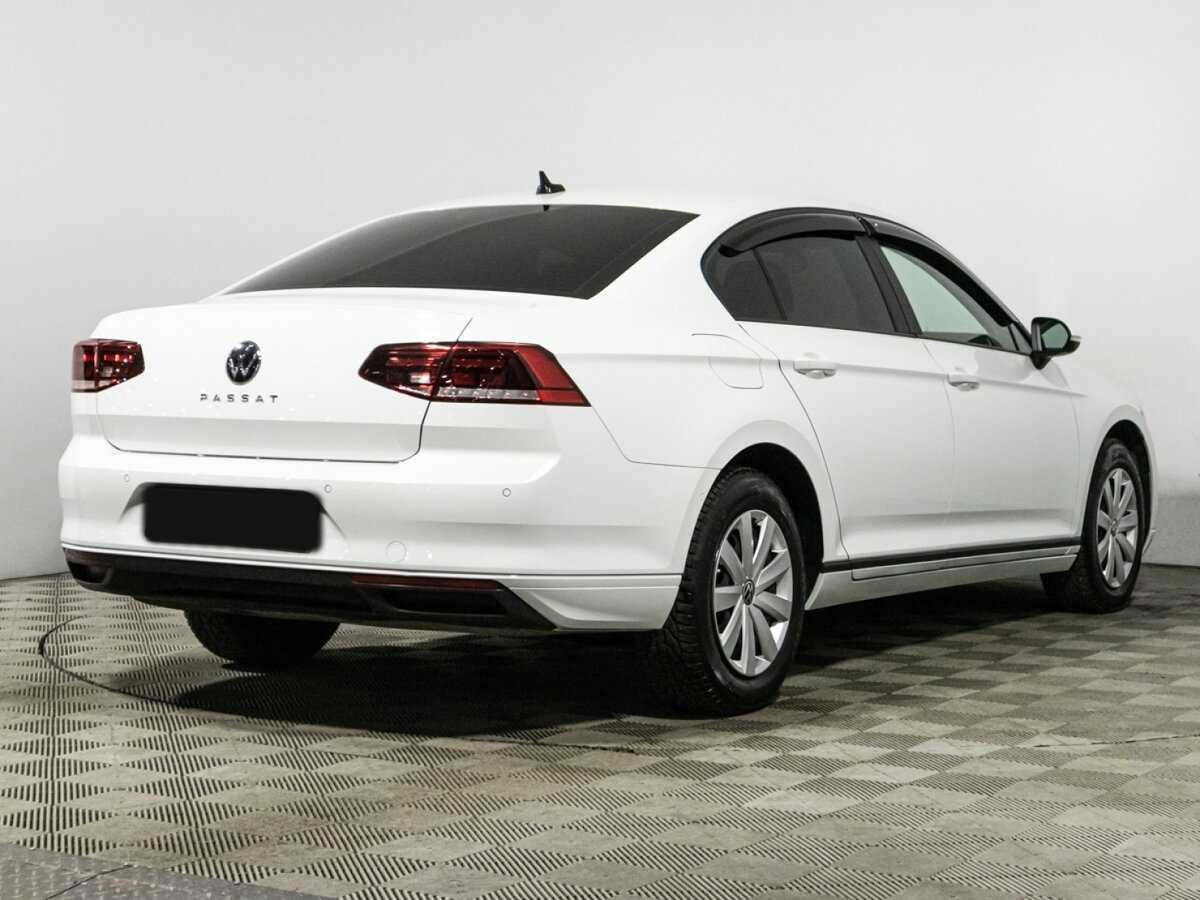 Volkswagen Passat 2021 года с пробегом. Фото: #4