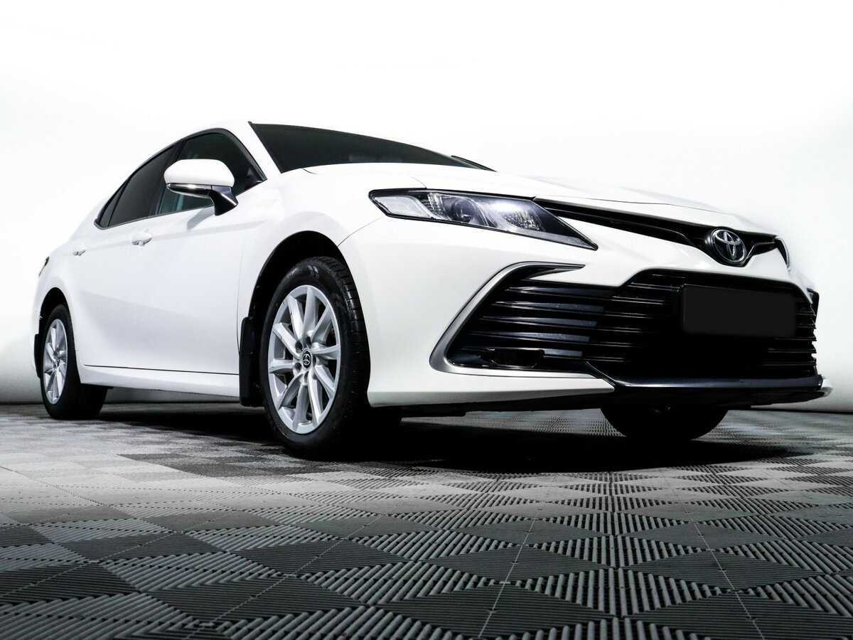 Toyota Camry 2021 года с пробегом. Фото: #14